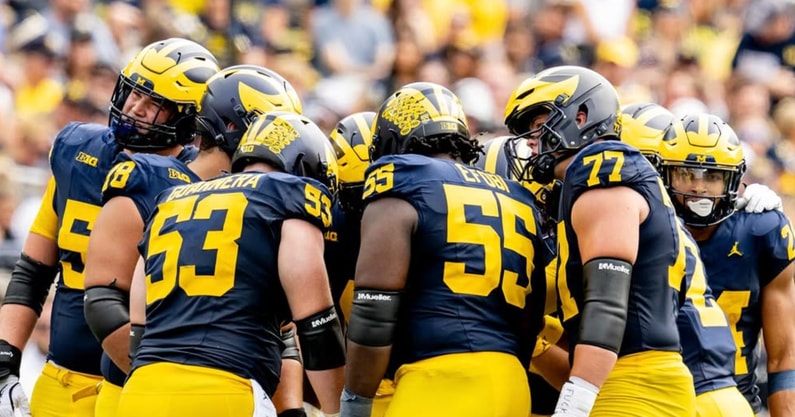 Michigan Football Offensive Line Jake Guarnera